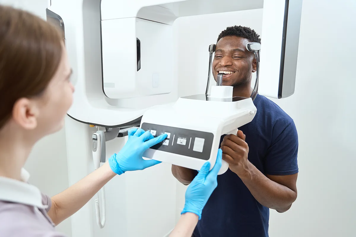 Cone beam CT scan used to plan an upper tooth extraction and reduce sinus risk in Phoenix
